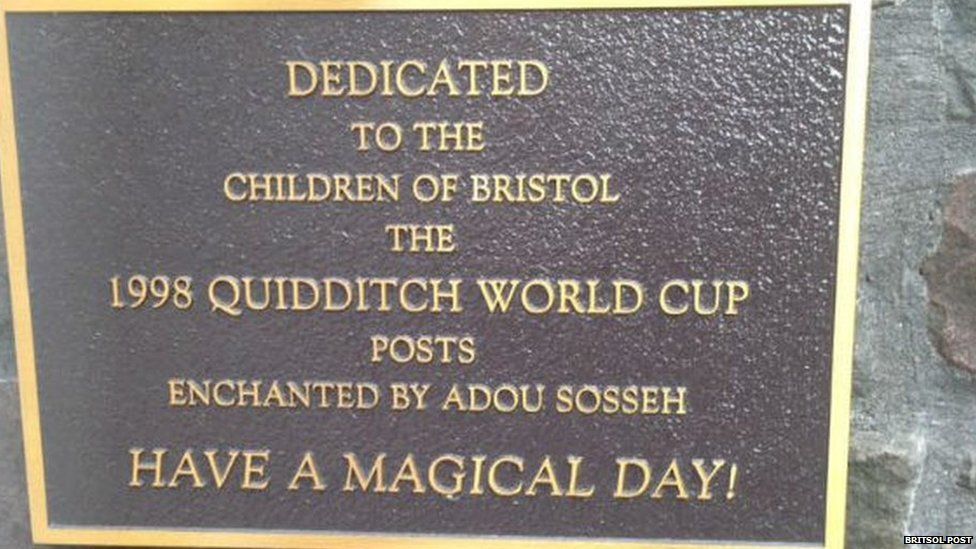 _89927321_quidditchplaque1 _89927321_quidditchplaque1