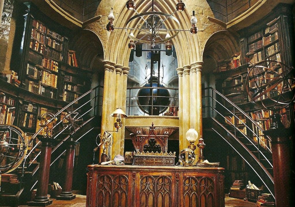 Dumbledore's_office_UE_booklet_1