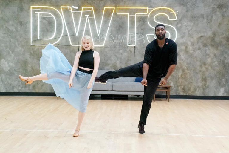 See Evanna Lynch On 'Dancing With The Stars' Tonight! - The-Leaky