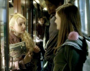 Luna-with-Ginny-and-Dean-ravenclaw-28220541-1000-797