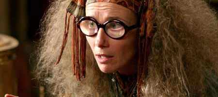 Professor-Trelawney-450x200