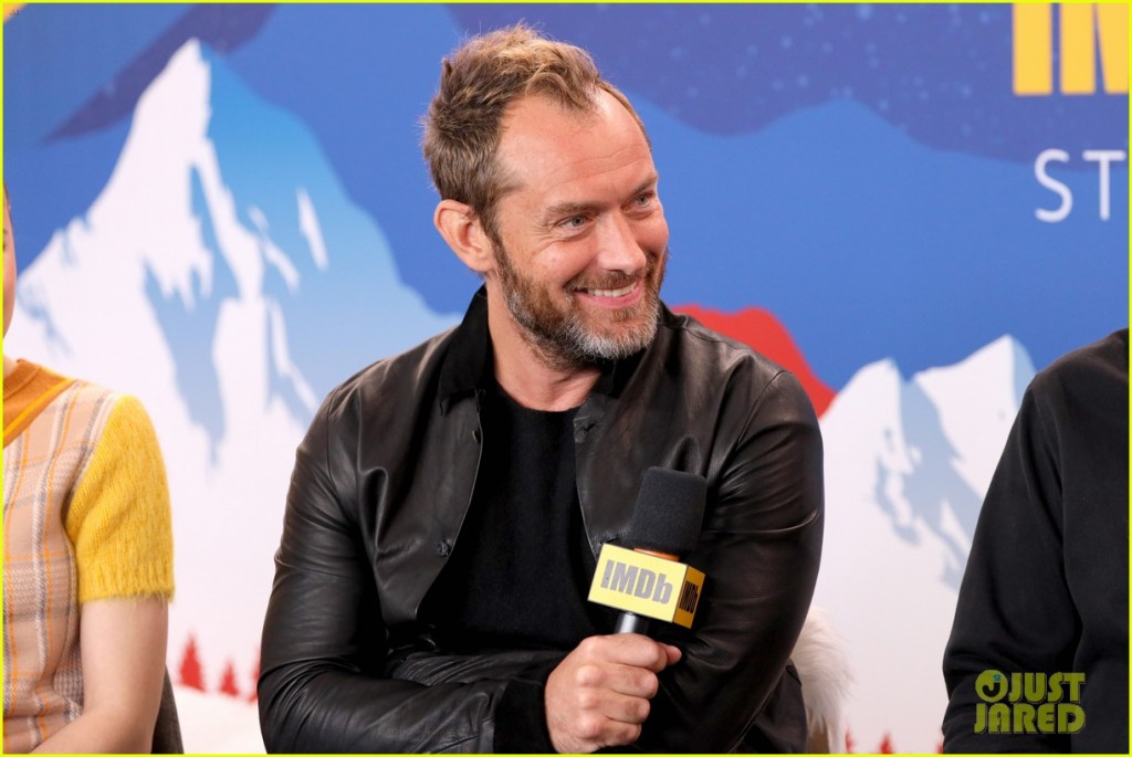 jude law just jared beard mic