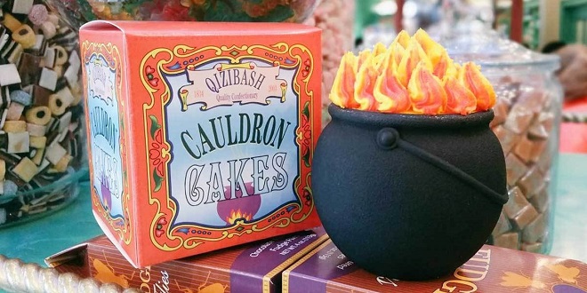new-cauldron-cake-featured new-cauldron-cake-featured