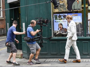 Picture Shows: Rupert Grint  September 12, 2016    British actor Rupert Grint is seen on the set of 'Snatch' the TV series in Manchester, England.    The TV series is a remake of the popular 2000 film directed by Guy Ritchie. Rupert, who played Ron Weasley in the hugely successful 'Harry Potter' films, is set to star as con man Charlie Cavendish.    Non Exclusive  WORLDWIDE RIGHTS    Pictures by : FameFlynet UK © 2016  Tel : +44 (0)20 3551 5049  Email : info@fameflynet.uk.com
