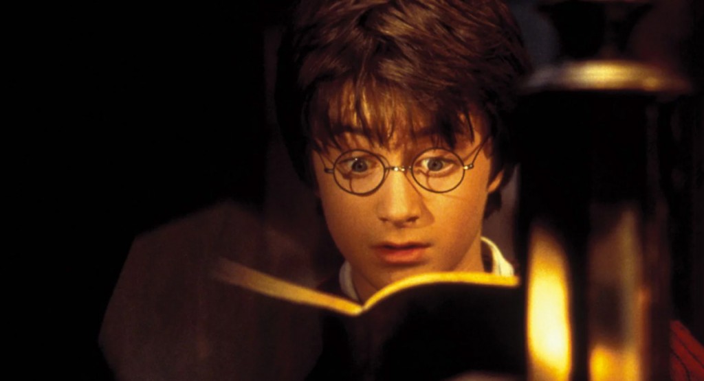 Harry-Potter-reading-book