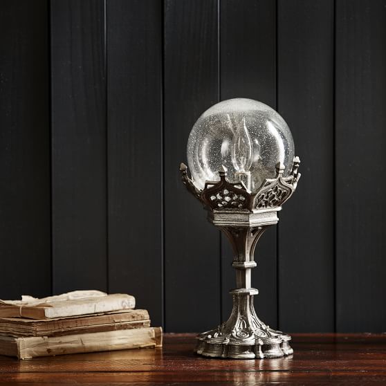 wizarding-world-divination-crystal-ball-table-lamp-c